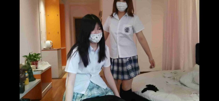 jk学生妹双人骑马，全体重踩踏 YC-220424 -套路艾彩视频