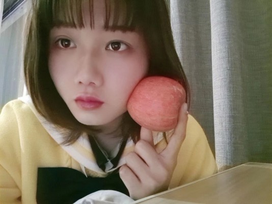 【00后蕬小乃】全体重踩踏瘦小女M YC-220202 -套路艾彩视频