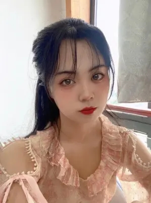 【00后蕬小乃】双人运动风格黑丝坐脸踩踏下篇 YC-210613-5 -套路艾彩视频