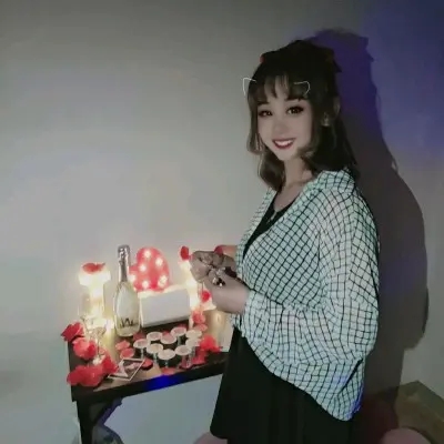 【玉女】双S剧情踩小人POV第一视角桠橙 -套路艾彩视频