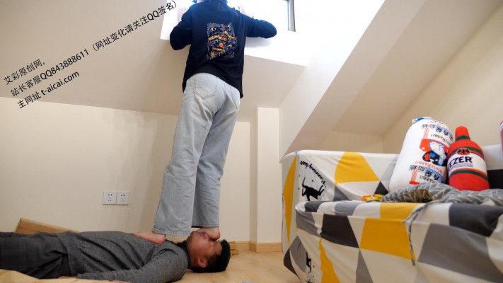 【第5风格】夕阳下品尝小橙子踩脏的双脚（精品） YC-230315-3 -套路艾彩视频