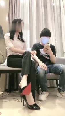 【漫漫】职业装库里丝开发女同事 bf28339 -套路艾彩视频