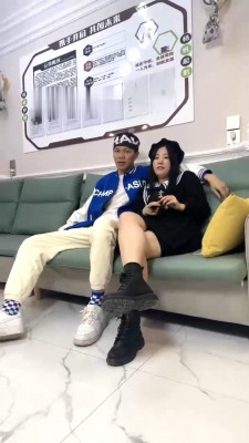 【狗哥】近距离情侣主羞辱绿帽场 bf28512 -套路艾彩视频