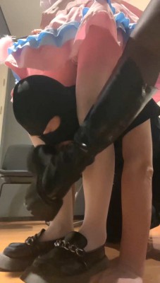 【伊诺】双S萝莉主-掐乳/棉袜丝袜闻舔/骑狗背/漱口水/脚插嘴 bf29334 -套路艾彩视频