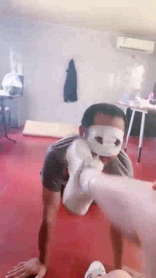 【宸宸】办公室伺候/工厂库房囚禁 JS23071829 -套路艾彩视频
