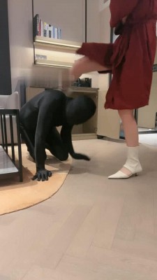 【沅芷大人】家奴起床必修课/当化妆凳/鞋底耳光sp -套路艾彩视频