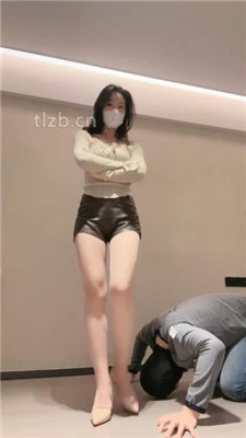 【禾未】长腿模特S-高跟诱惑/保鲜膜窒息/强迫圣水/肉丝调 -套路艾彩视频