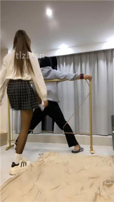 【可儿女王】鞋绑脸气味控制/捆绑虐打/重度踢踹