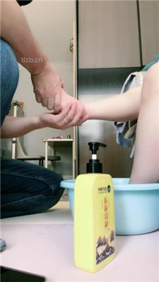 【北京嘟嘟】生活化伺候主人洗脚