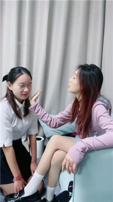 【术术】疯狂调女慕【完整版】 -套路艾彩视频