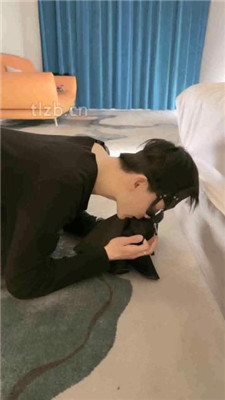 【潘妮女王】剧情-邻居弟弟偷原味后【续集】 -套路艾彩视频