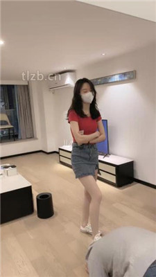 【万一】帆布鞋女神跳踩/踢踹/碾压喂食