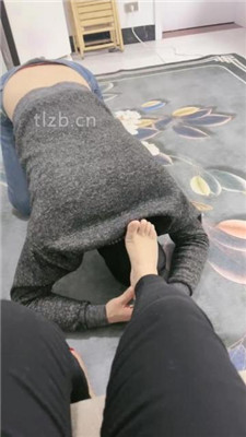 【金玫瑰】圈养奴生活化伺候 -套路艾彩视频