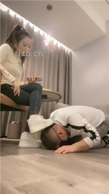【魅儿】脚底按摩器-奴化训练 -套路艾彩视频