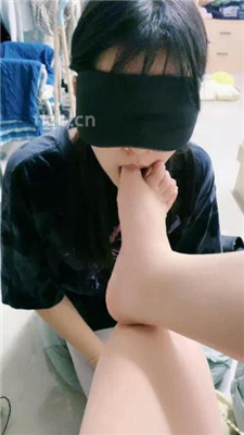 【小羊】母畜-羞涩舔原味裸足 -套路艾彩视频