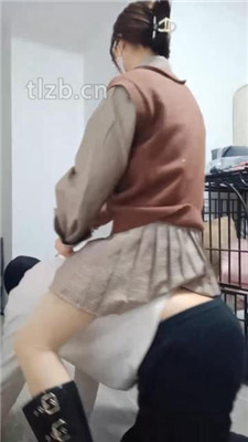 【妆主大大】双小视频-高跟碾压踩/坐脸窒息/骑马 -套路艾彩视频