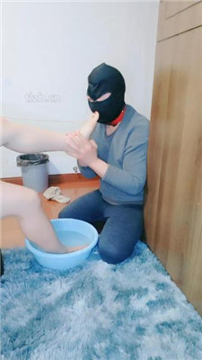 【姑奶奶】犬化男友狗-伺候的服服帖帖 -套路艾彩视频