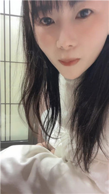 【婉莎】雪地靴踩踏羞辱【完整版】 -套路艾彩视频