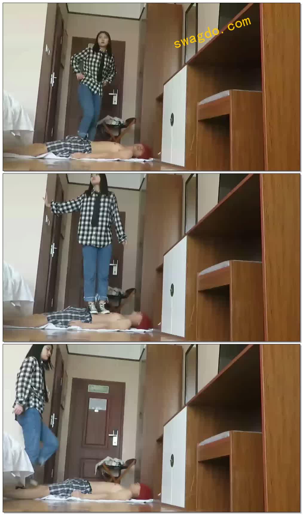 【童小主】帆布鞋踩踏!【11分钟】【标清】 【童小主】帆布鞋踩踏!【11分钟】【标清】