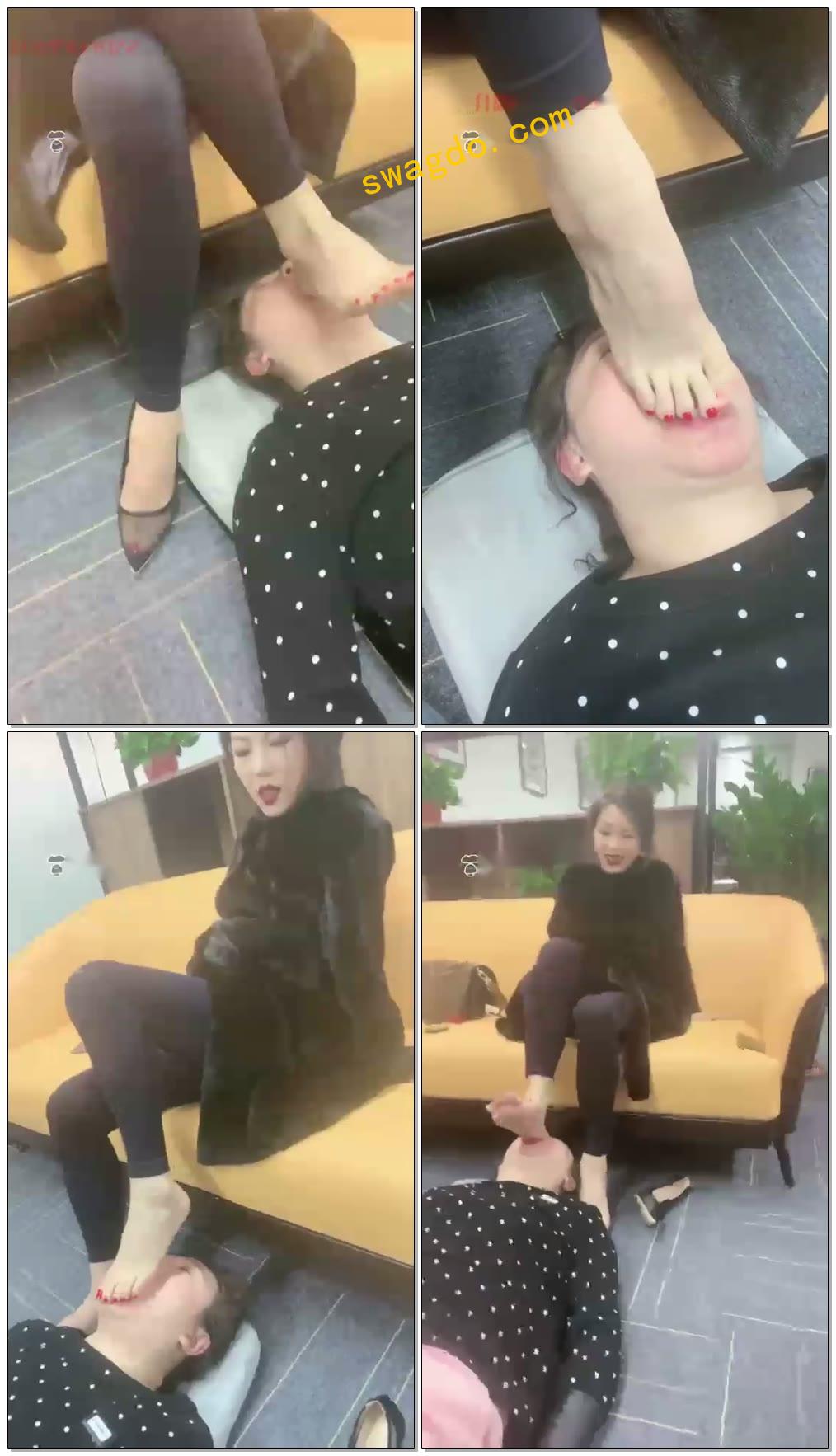 【歌迪丝S】骚女奴三婶舔美脚深喉【35分钟】【标清】 【歌迪丝S】骚女奴三婶舔美脚深喉【35分钟】【标清】