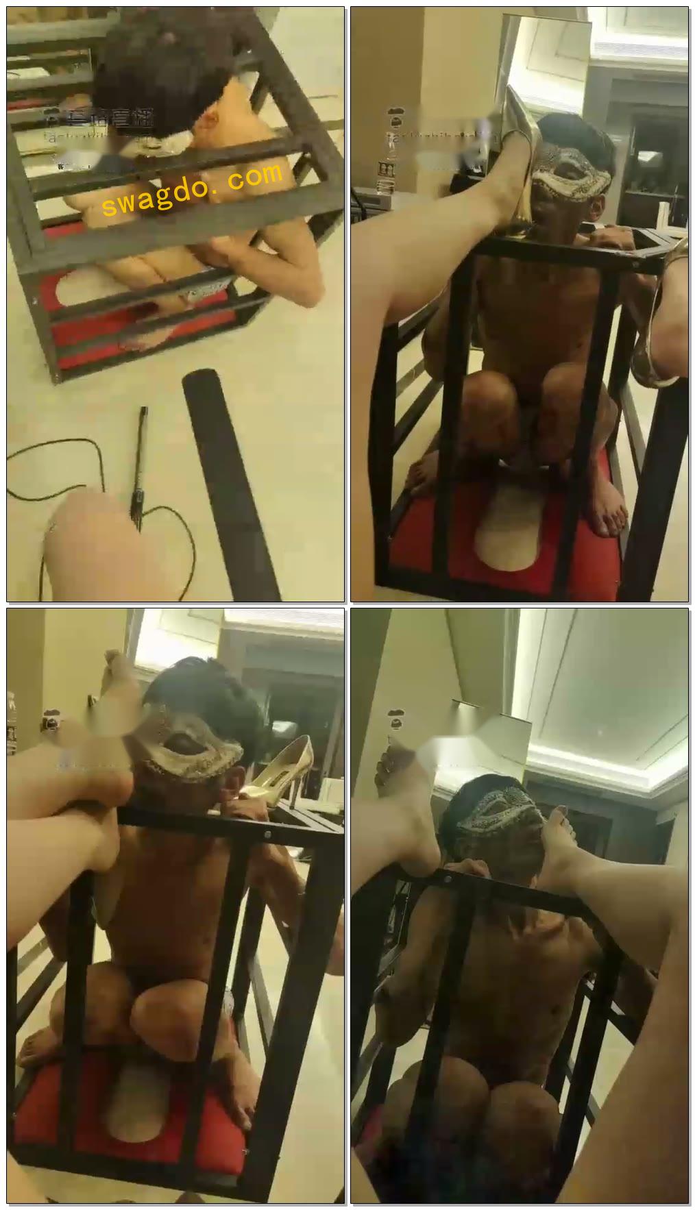 【双子姬】平安夜的家奴，舔脚刷鞋被数据线窒息教育性抽耳光口水【39分钟】
