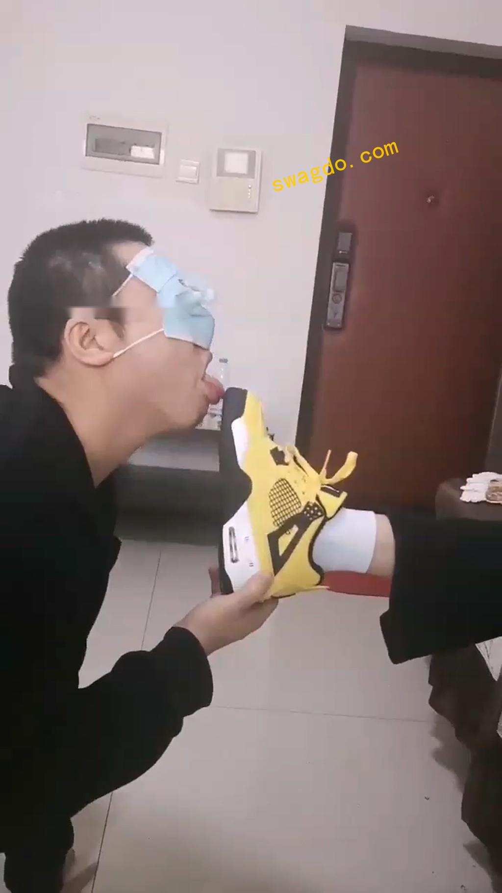 【与精神小妹的那些事】三女神露脸发泄【26分钟】 【与精神小妹的那些事】三女神露脸发泄【26分钟】