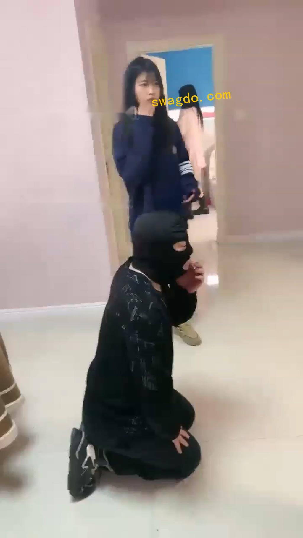 【与精神小妹的那些事】鞋底抽打耳光【30分钟】 【与精神小妹的那些事】鞋底抽打耳光【30分钟】