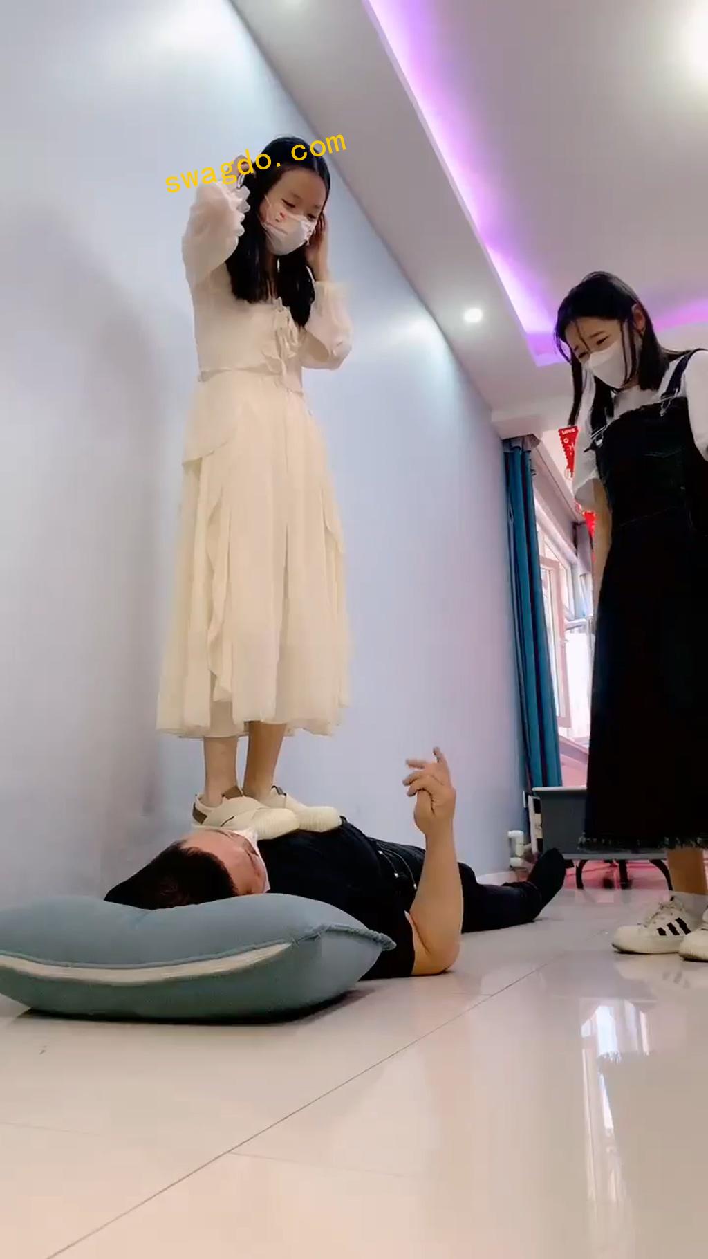 【精神小妹】踩踏预热活动【23分钟】 【精神小妹】踩踏预热活动【23分钟】